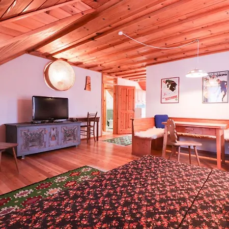 Nyaraló House Alpine Rose