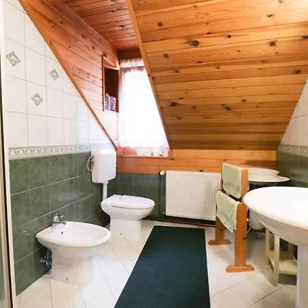 Дом отдыха House Alpine Rose Мойстрана