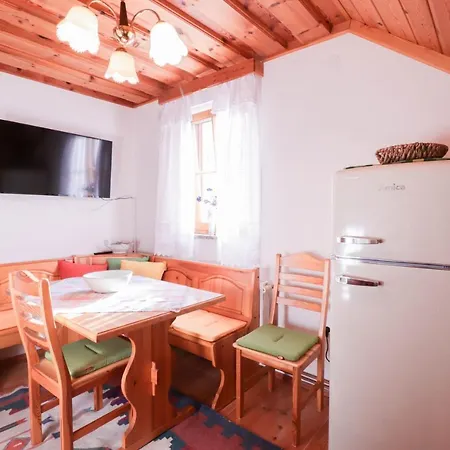 House Alpine Rose Nyaraló Mojstrana