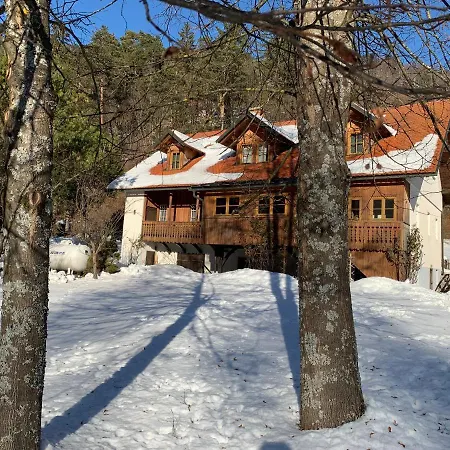 Дом отдыха House Alpine Rose Мойстрана