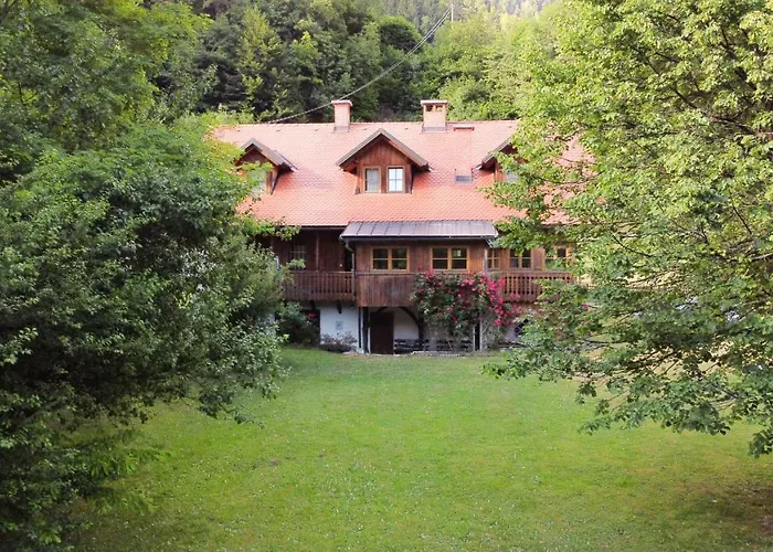 House Alpine Rose בית נופש